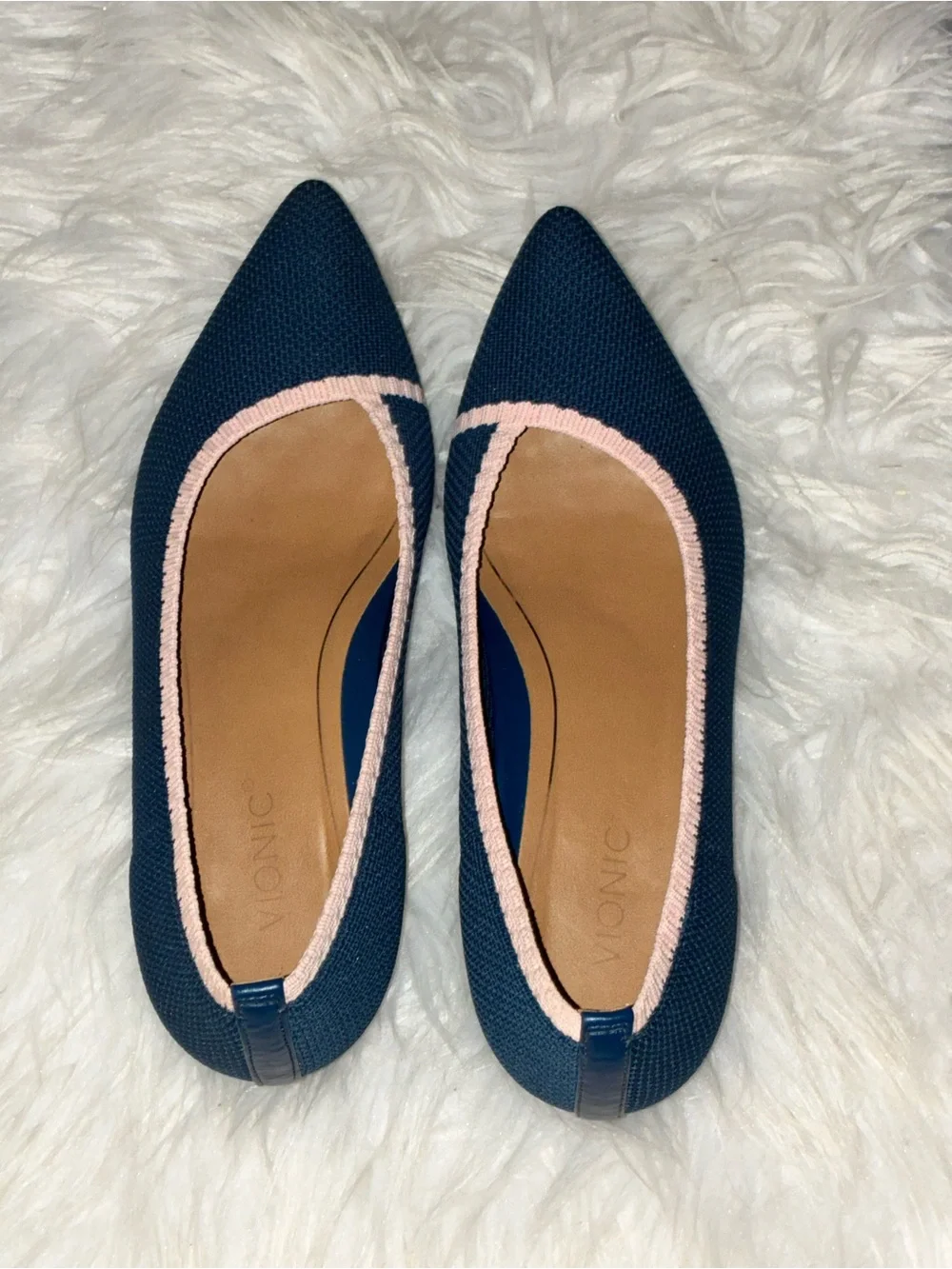 Vionic classic pointed
